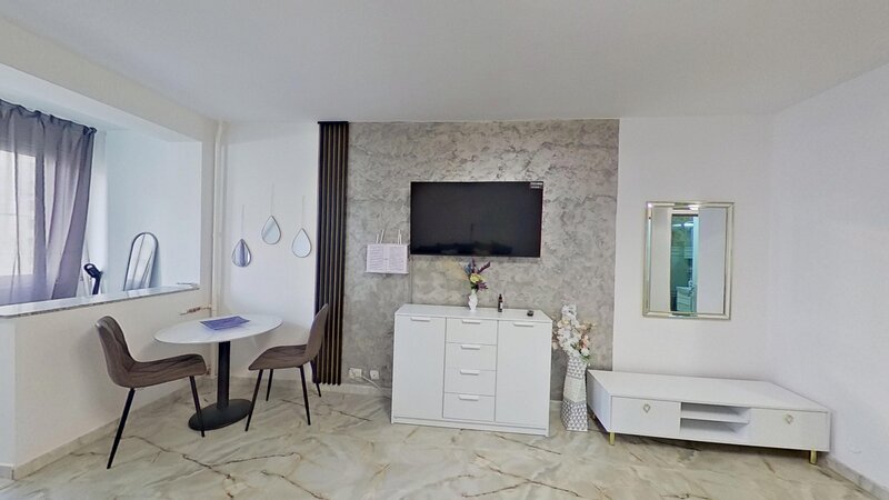 Dristor Garsoniera Renovata 2026  Etaj 6 Mobilata Complet